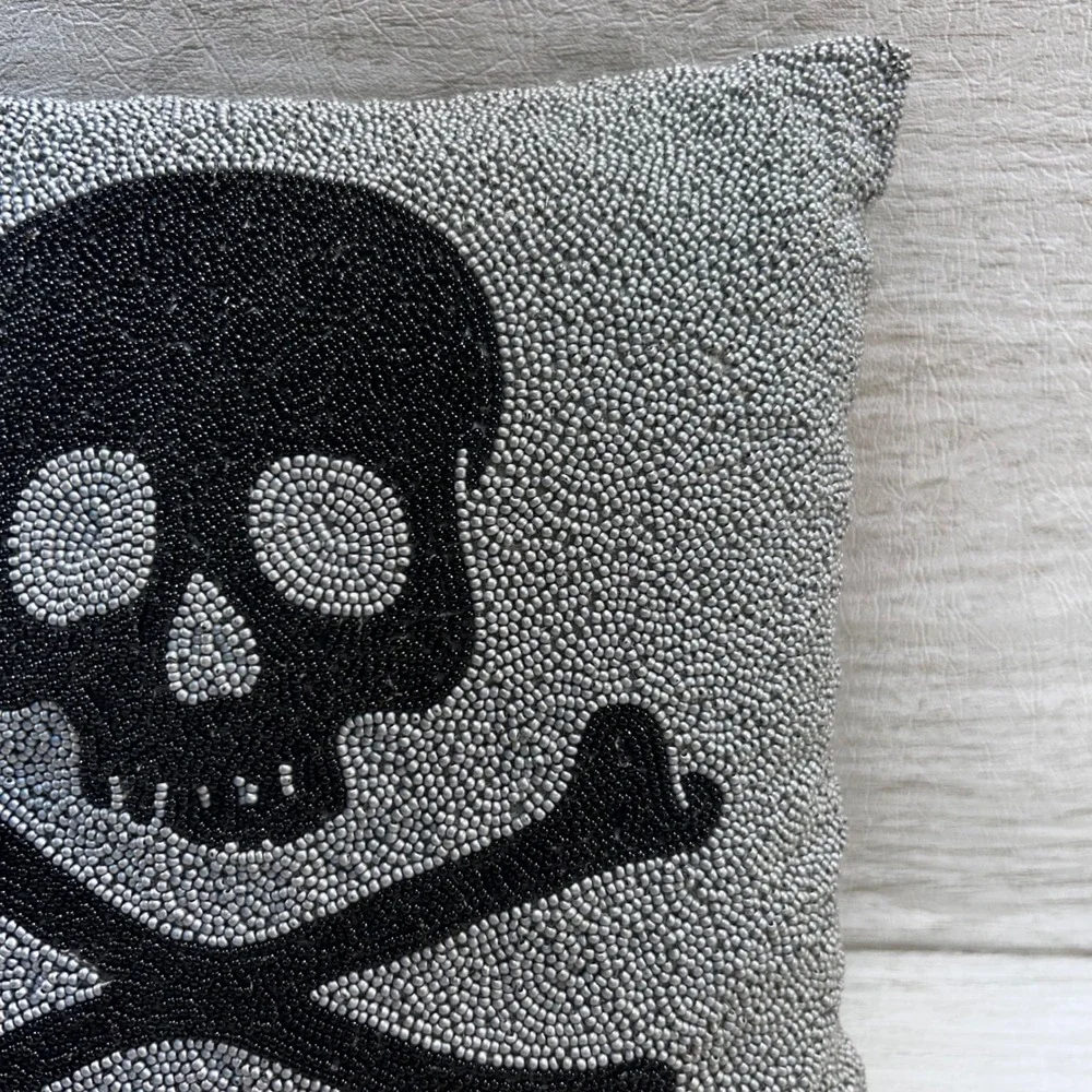 Pottery Barn Beaded Skull‎ Crossbones Pillow Black Silver Square 12x12 Accent